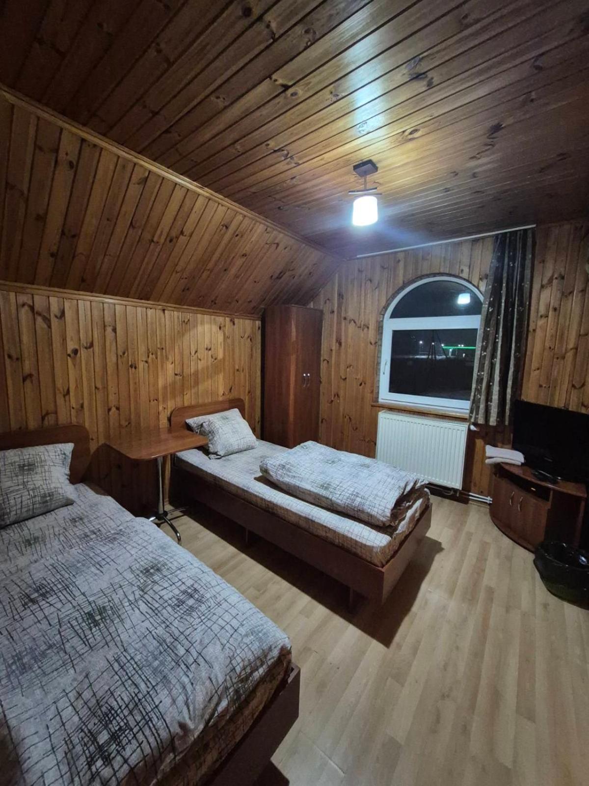 Отель Виктория Berezyna Exterior photo